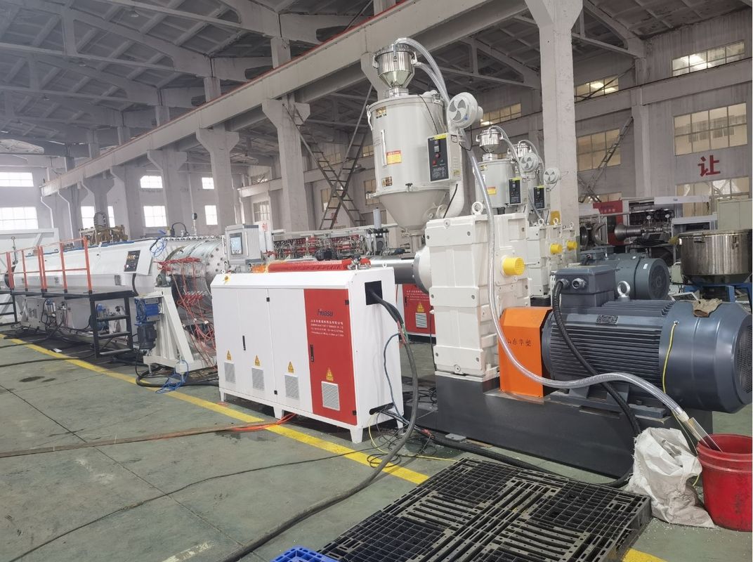 एचडीपीई पीपी पाइप ठोस दीवार पाइप के एकल पेंच के लिए बाहर निकालना लाइन