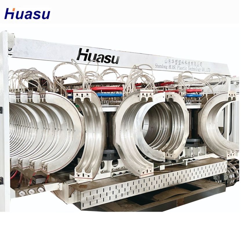 सीमेंस संपर्कक दोहरी दीवार पीई चिकनी और टिकाऊ प्लास्टिक प्रसंस्करण के लिए नालीदार पाइप बाहर निकालना लाइन