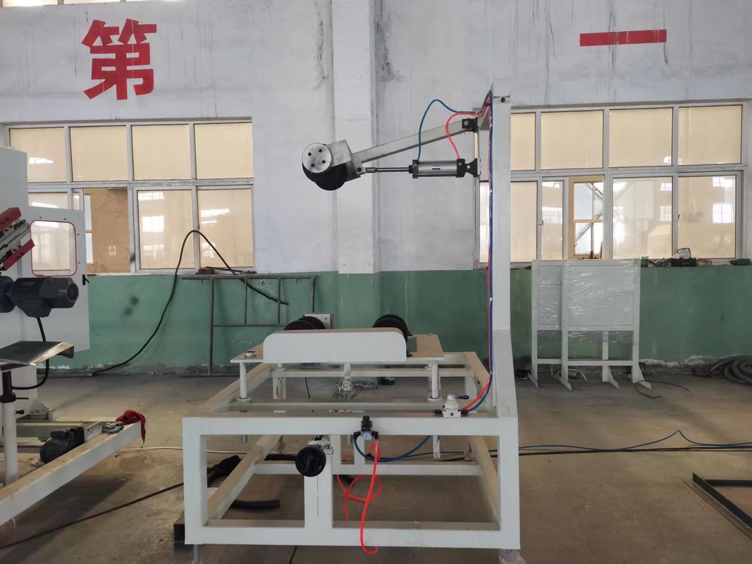 सीमेंस पीएलसी नियंत्रित नालीदार पाइप एक्सट्रूज़न लाइन उत्पादन मशीन 0.4-0.7 मिमी की नाइट्राइडिंग गहराई के साथ