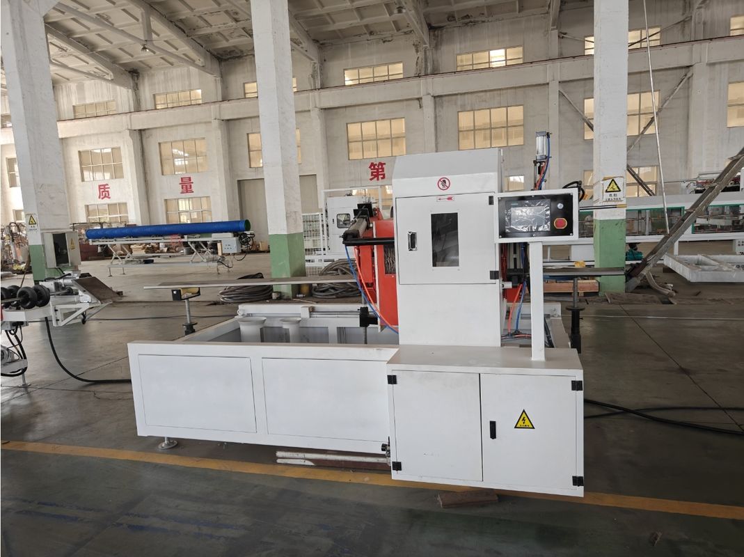 एल्यूमीनियम मिश्र धातु मोल्ड सामग्री और श्नाइडर संपर्कक के साथ अनुकूलन योग्य डबल दीवार नालीदार पाइप एक्सट्रूज़न लाइन