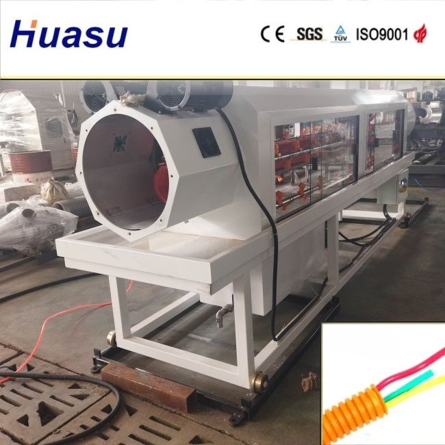 उच्च उत्पादकता DWC पाइप एक्सट्रूज़न लाइन 32-1600 मिमी काटने व्यास रेंज और सीमेंस पीएलसी प्रौद्योगिकी के साथ