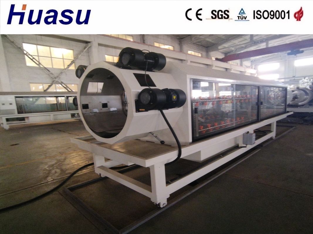 उच्च स्वचालन और चलने वाले मोल्ड ब्लॉक के साथ शंकु ट्विन-स्क्रू एक्सट्रूडर डीडब्ल्यूसी पाइप एक्सट्रूज़न लाइन