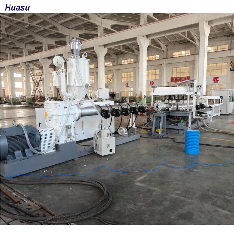 75-250 मिमी नालीदार पाइप उत्पादन के लिए सीमेंस इन्वर्टर और ओम्रॉन रिले के साथ स्वचालित DWC पाइप एक्सट्रूज़न लाइन