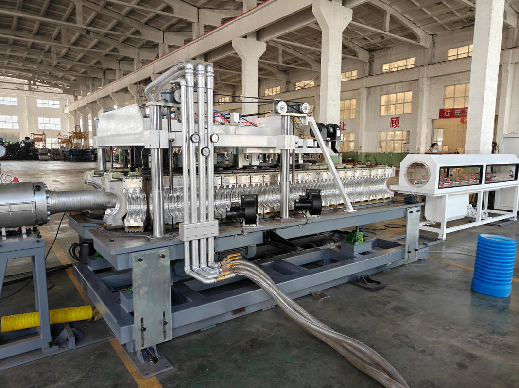 75-250mm सिंगल वॉल नालीदार पाइप एक्सट्रूज़न लाइन जिसमें 15m/min अधिकतम आउटपुट गति और 220-440V वोल्टेज है