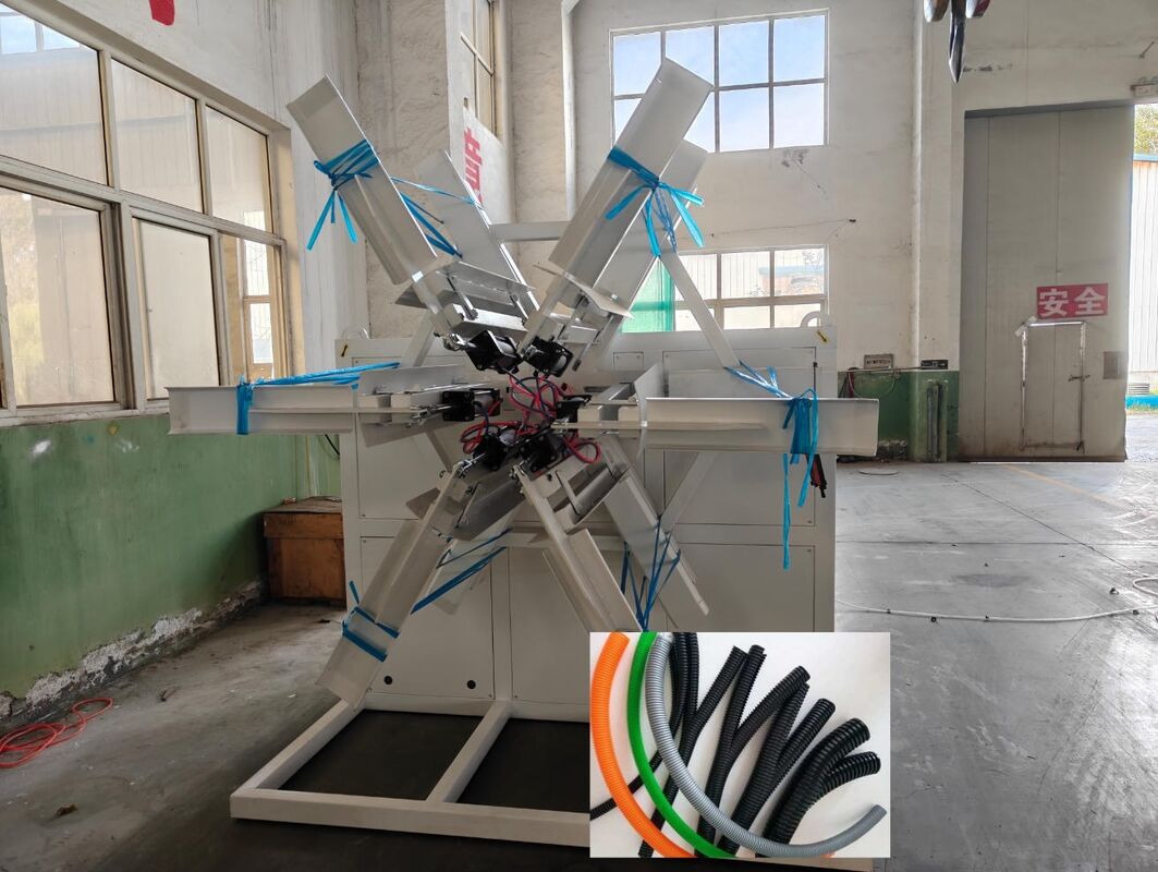 बैरल कठोरता HV> 940, गियर सामग्री 20CrMnTi और पेंच अनुपात 33 के साथ डबल वॉल नालीदार पाइप एक्सट्रूज़न लाइनः1