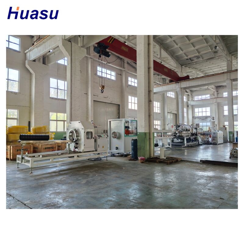 पीएलसी नियंत्रण टच स्क्रीन के साथ एचडीपीई नालीदार पाइप एक्सट्रूज़न लाइन उच्च उत्पादकता स्वचालित बड़े पैमाने पर उत्पादन के लिए कम्प्यूटरीकृत