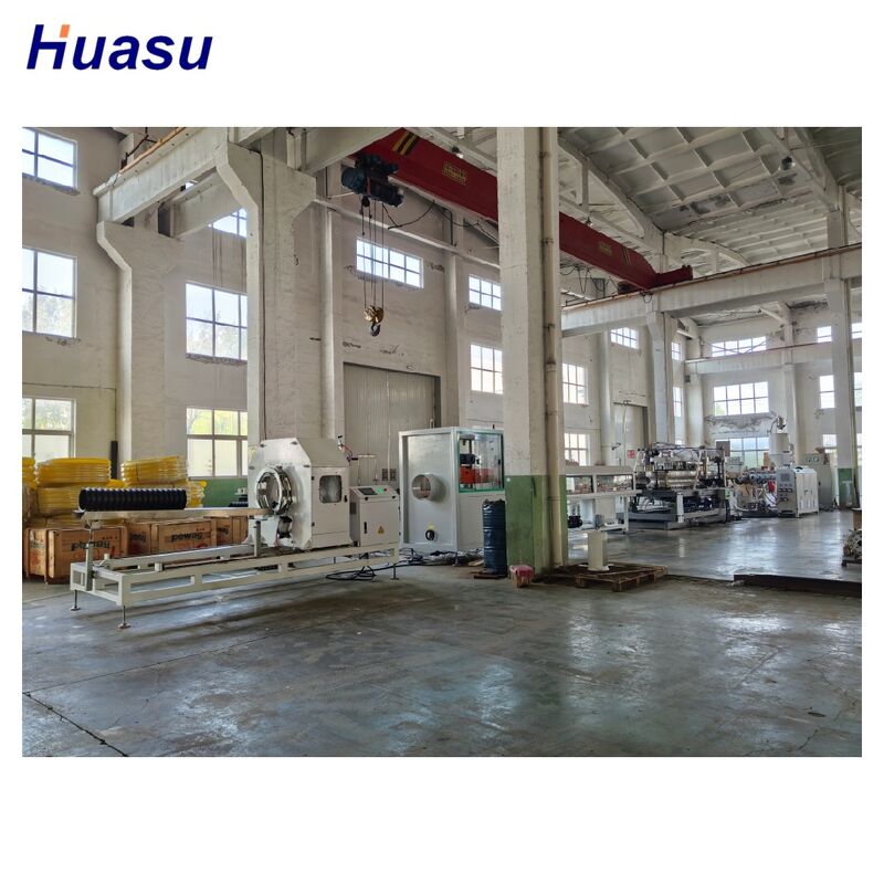 पीएलसी नियंत्रण के साथ डबल वॉल नालीदार पाइप के लिए स्वचालित और कम्प्यूटरीकृत एचडीपीई पाइप एक्सट्रूज़न लाइन