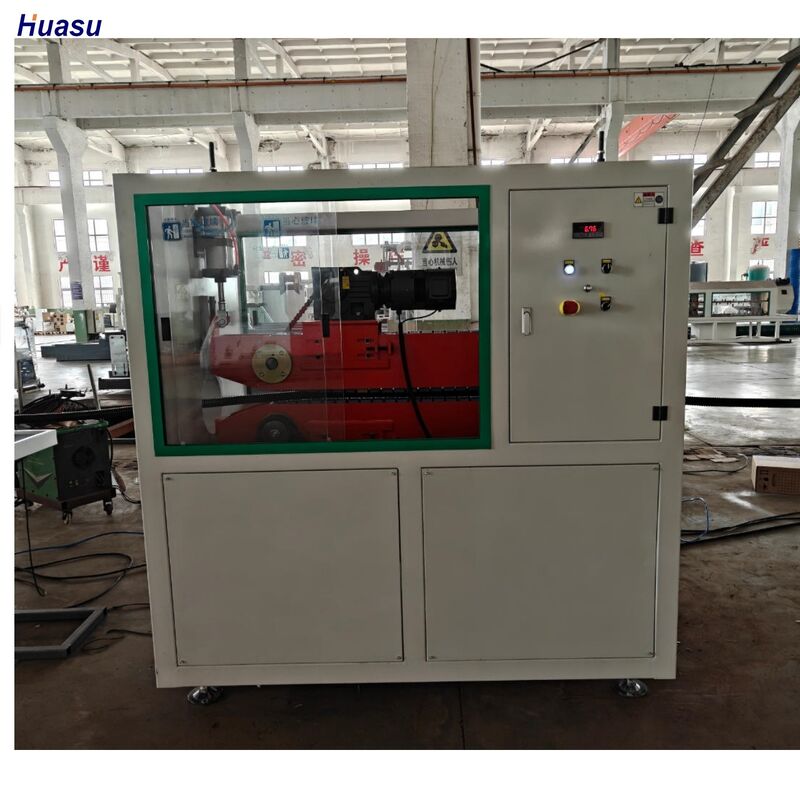 पीई प्लास्टिक प्रसंस्करण के लिए 38CrMoAlA बैरल सामग्री के साथ जल शीतलन प्रणाली सिंगल वॉल नालीदार पाइप एक्सट्रूज़न लाइन