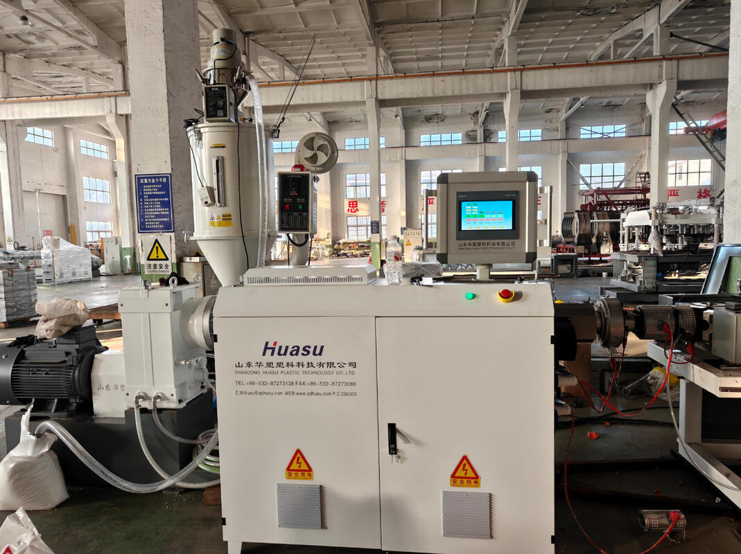 इंटीग्रल टाइप एक्सट्रूडर डबल वॉल नालीदार पाइप एक्सट्रूज़न लाइन 100 किलोग्राम/घंटा से 2000 किलोग्राम/घंटा उत्पादन क्षमता और सीमेंस इलेक्ट्रिक सिस्टम