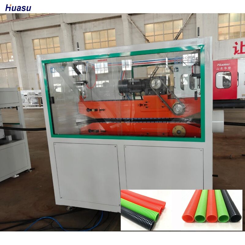 डीप स्क्रू चैनल स्ट्रक्चर, हार्ड टीथ फेस गियरबॉक्स और 1 साल की गारंटी अवधि के साथ सिंगल वॉल नालीदार पाइप एक्सट्रूज़न लाइन