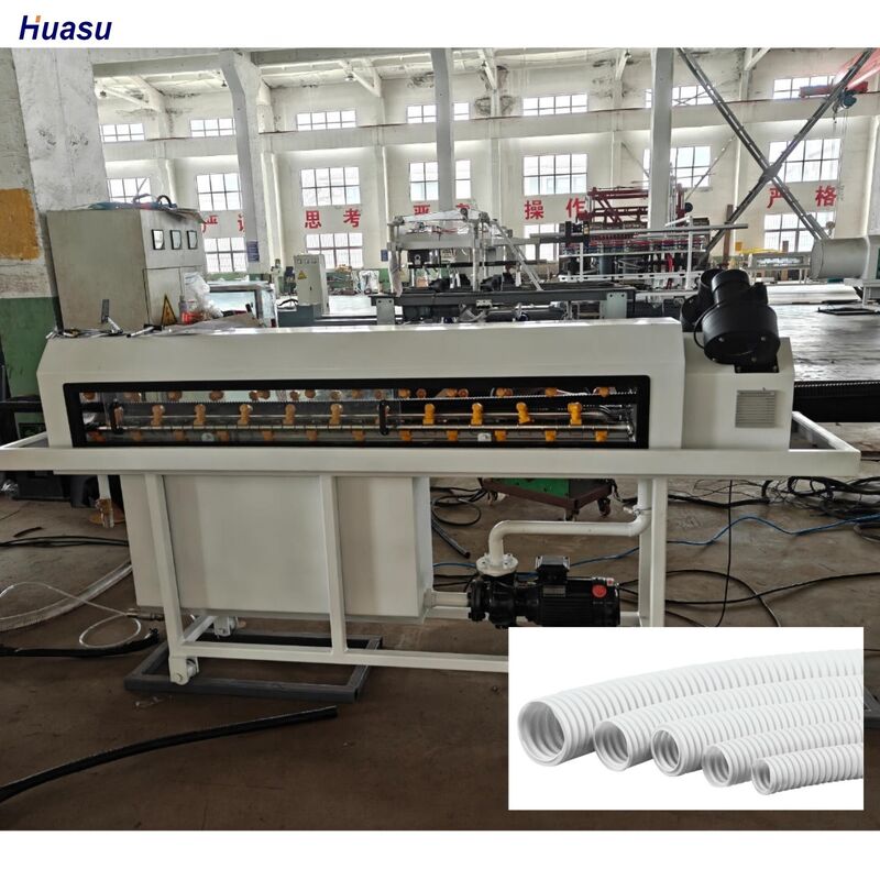 पीएलसी नियंत्रण पीपी पीई पीवीसी कच्चे माल के लिए एकल दीवार घुमावदार पाइप उत्पादन लाइन उत्पादन और सुसंगत सुनिश्चित करना