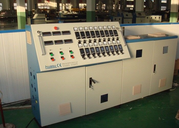 पीई / पीपी सिंगल (मल्टी) परत सर्पिल पाइप बनाने मशीन निकालना लाइन Diefe50-200mm