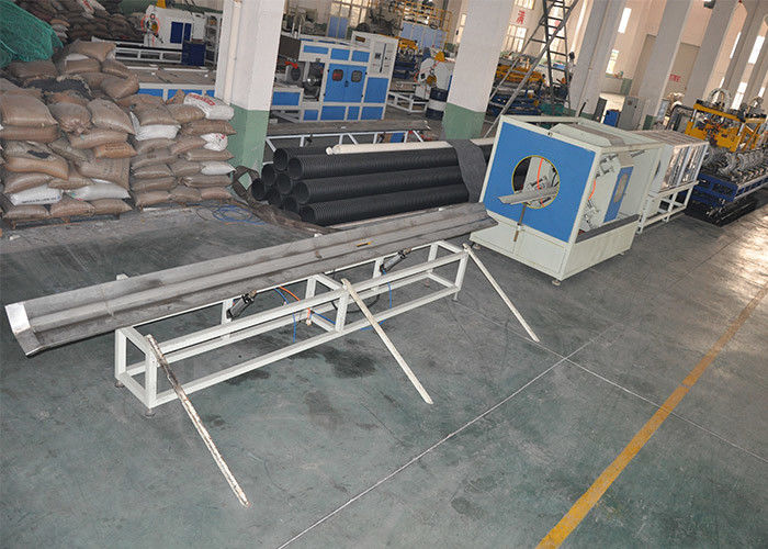 केबल कवरिंग नालीदार पीई पाइप उत्पादन लाइन 250 मिमी 90 किलोवाट